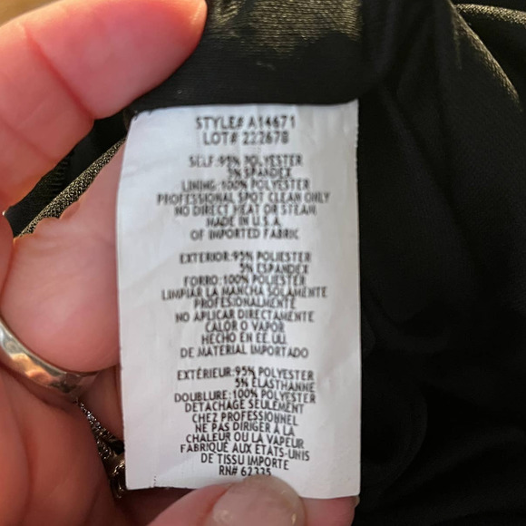 Betsy & Adam Embellished One-Shoulder Popover Cocktail Dress in Black Size 4 - Picture 10 of 12